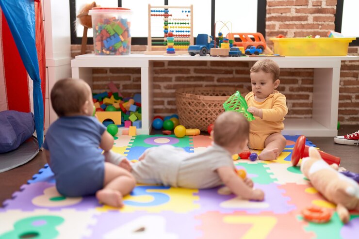 You are currently viewing Baby Walker vs Activity Center: A Comprehensive Guide (2025)